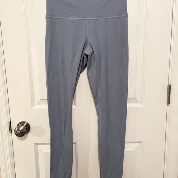 Lululemon Wunder Under 28" Tight Size 8 - Picture 2 of 3